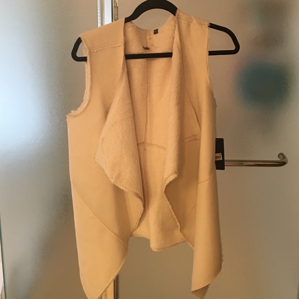 Guess Cream Faux-Shearling Open Front Vest